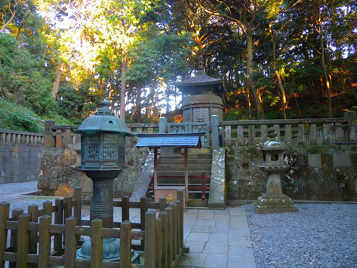 久能山東照宮・家康墓所