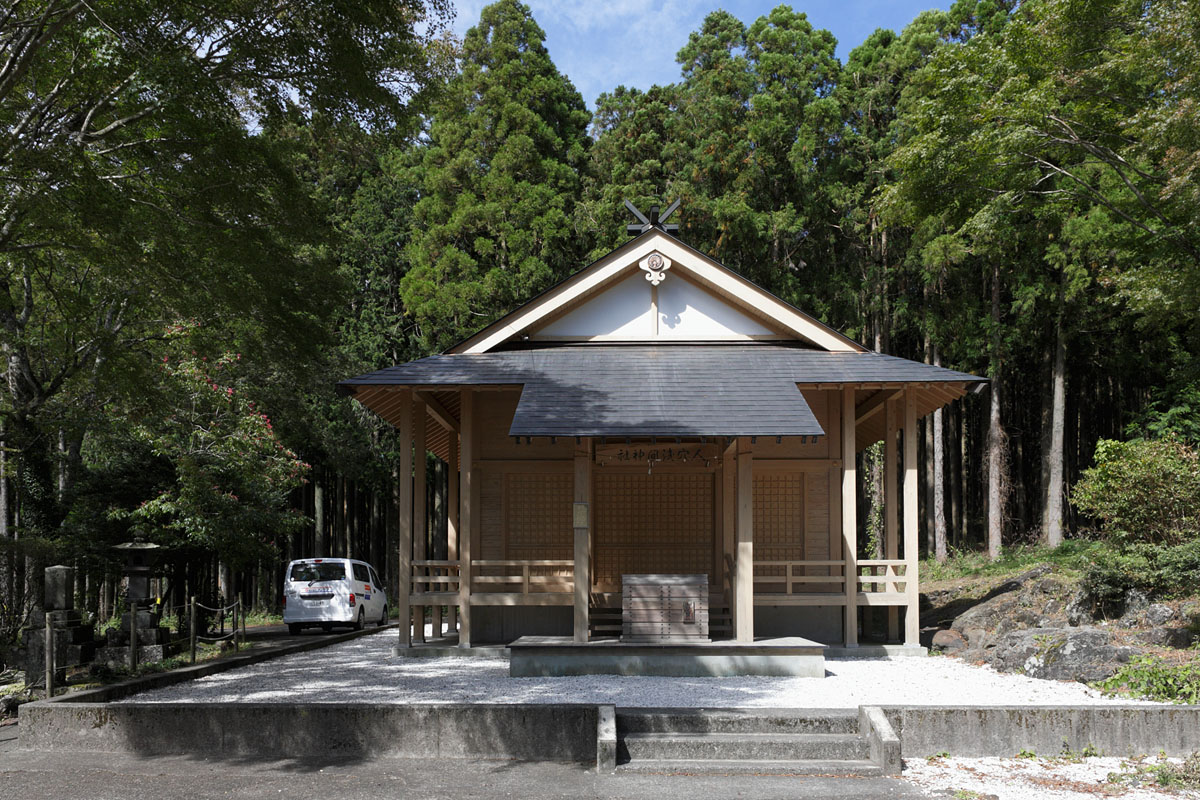 人穴浅間神社