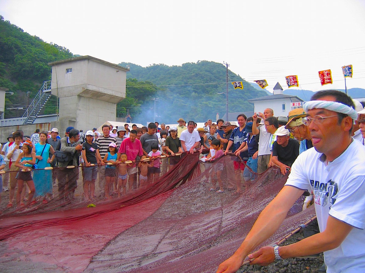 石部温泉大地曳き網まつり｜松崎町【廃止】 | 静岡・浜松・伊豆情報局