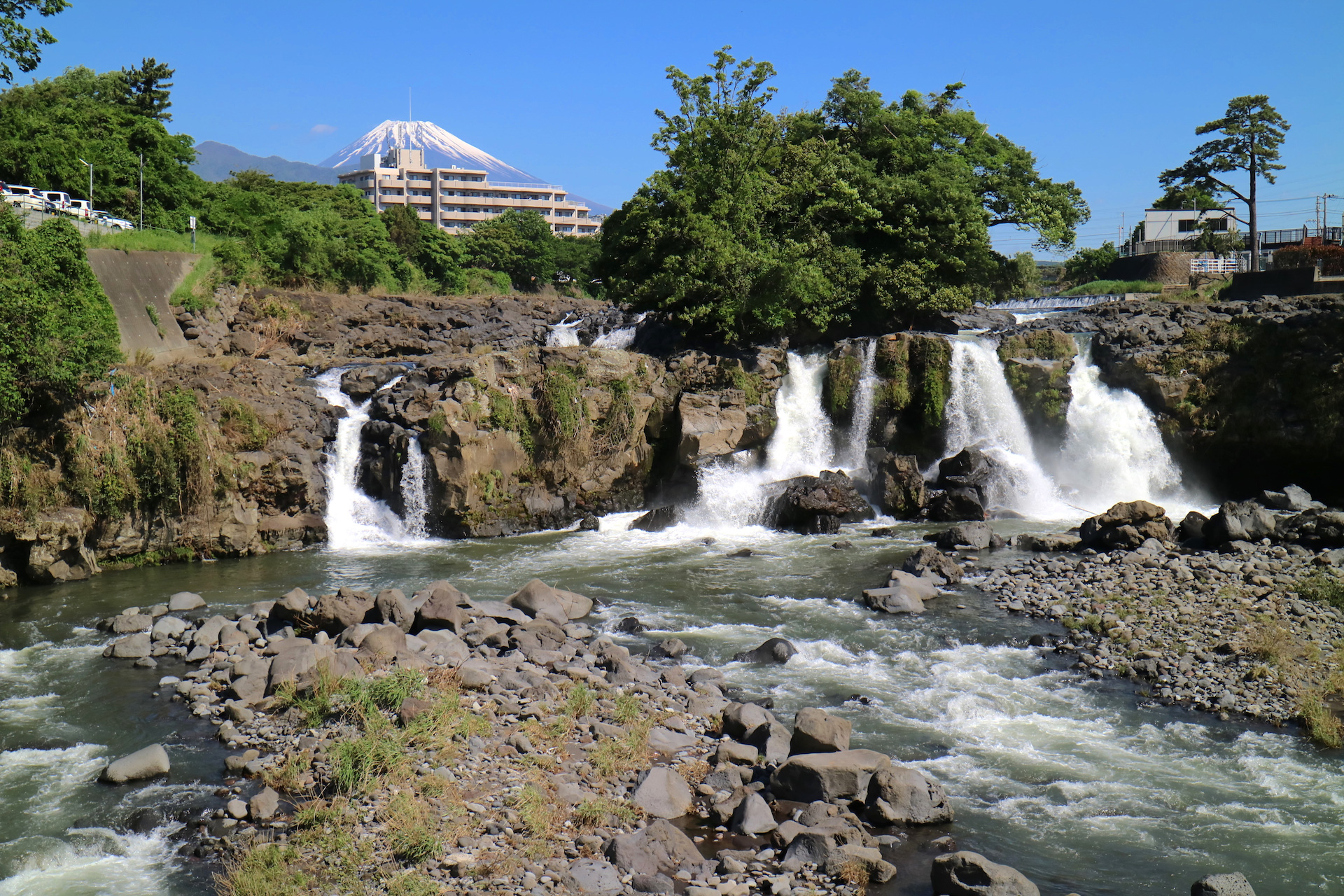 鮎壺の滝 | 静岡・浜松・伊豆情報局